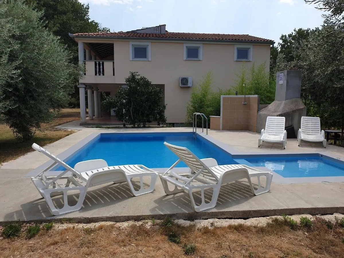 Apartment In Holiday Home With Private Pool Garden With Grill Airco And Wifi